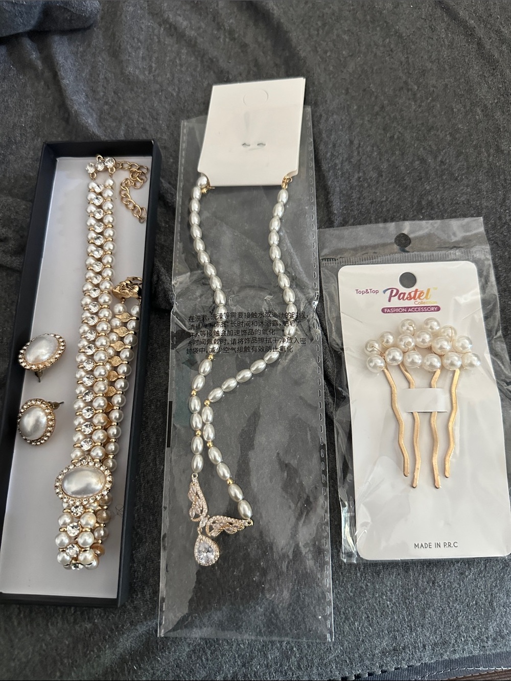 Elegant bridal pearl accessories